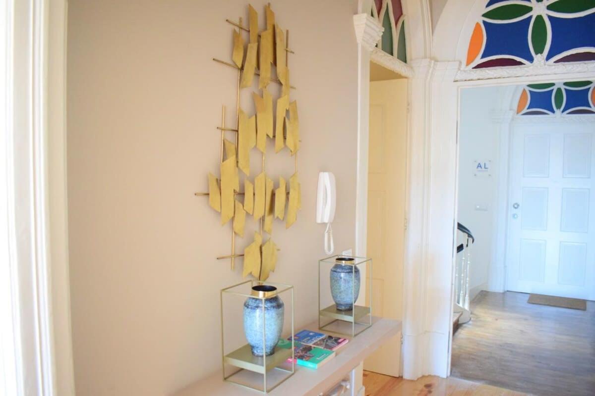 Liiiving In Porto - Vintage Balcony Apartment Εξωτερικό φωτογραφία