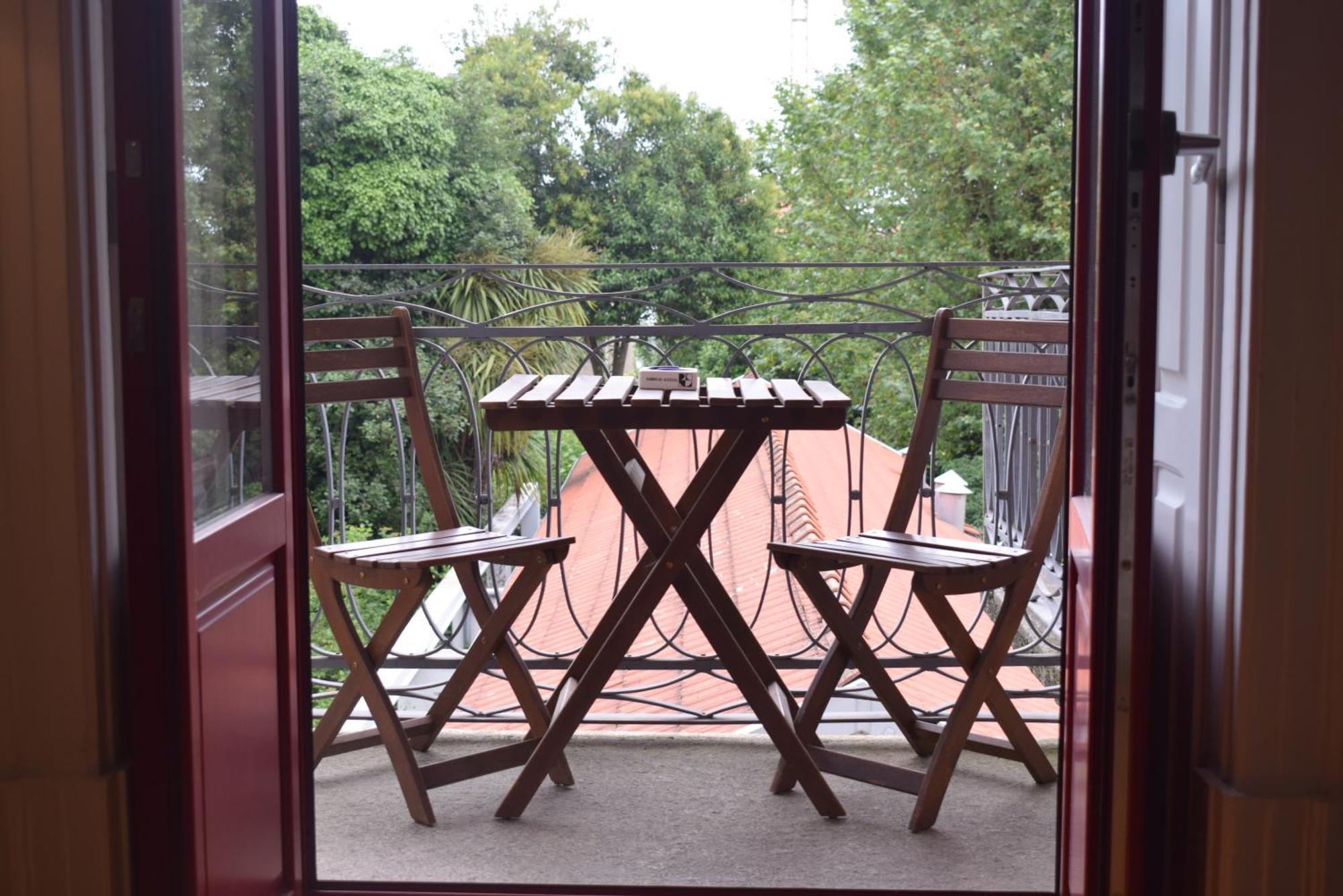 Liiiving In Porto - Vintage Balcony Apartment Εξωτερικό φωτογραφία